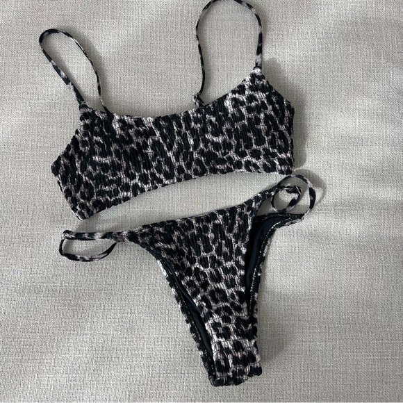 Leopard two piece bikini - Picture 1 of 2